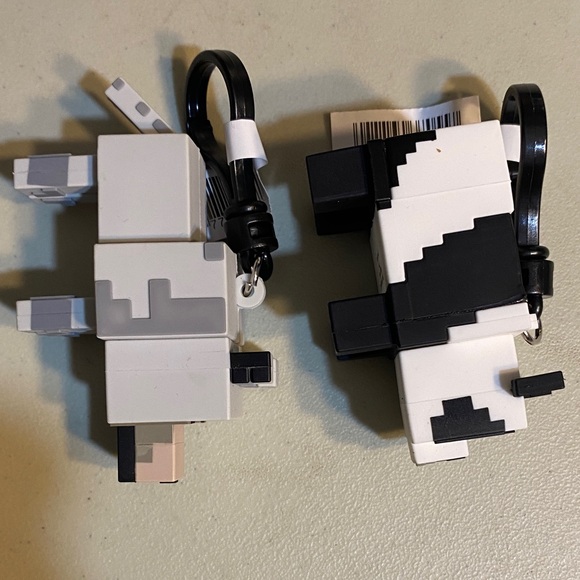 Cute Pixel Animal Keychain Pair - Panda and Bear in White & Black - Picture 3 of 4